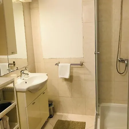 Kaala Old House Apartment *