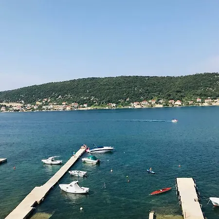 Apartamento Kaala Old House Supetarska Draga