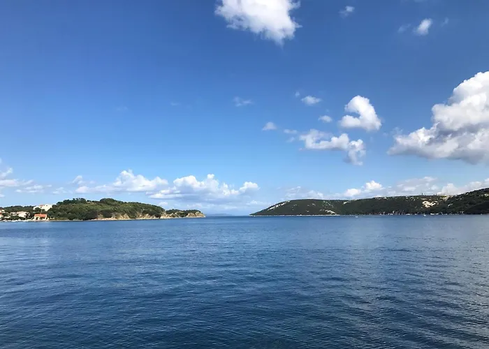 Apartamento Kaala Old House Supetarska Draga